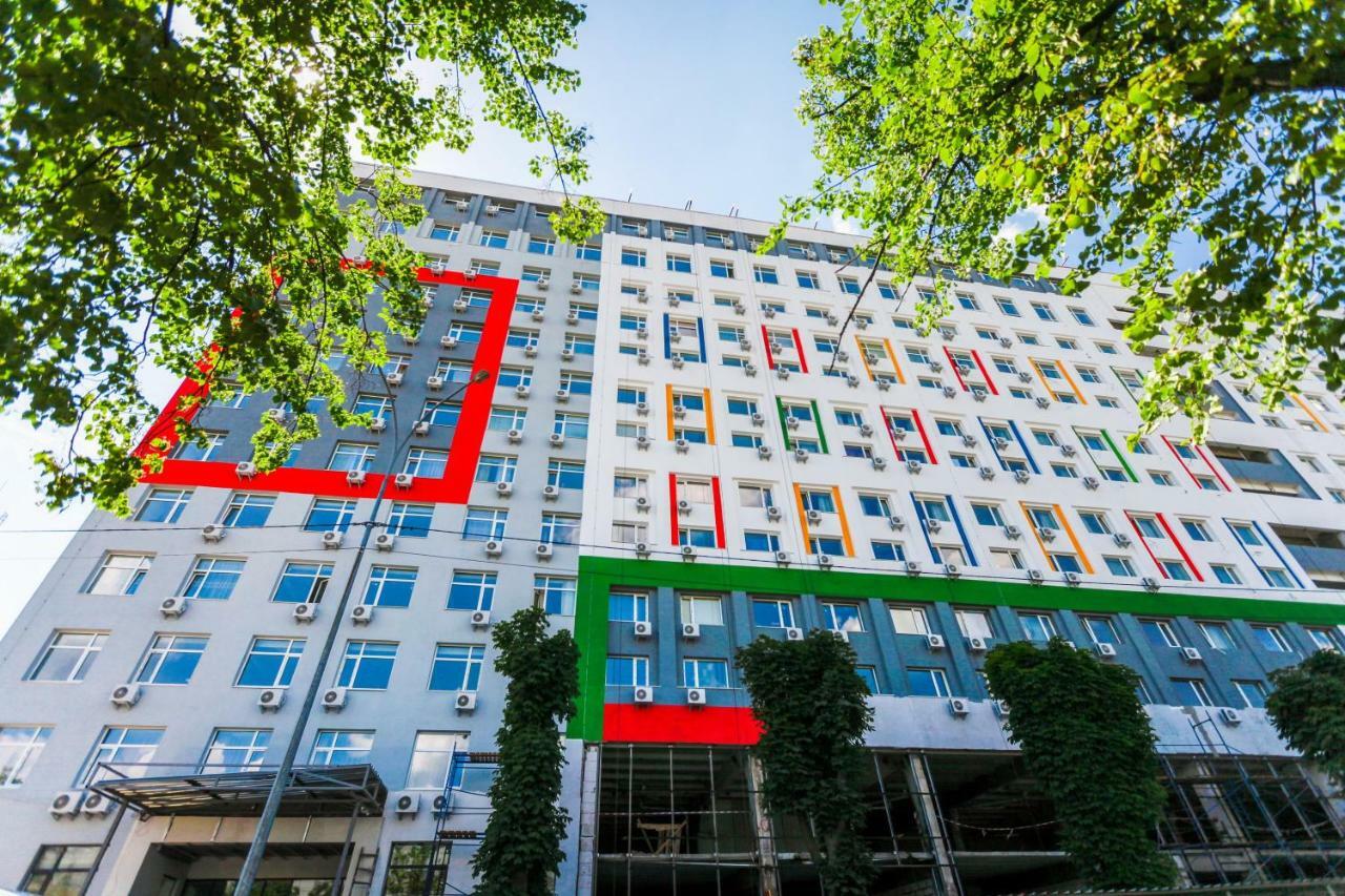 New Quiet Place In Kiev Kyiv Exterior foto